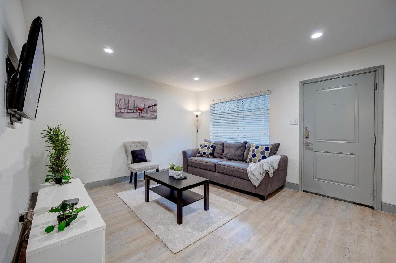 Trendy Midtown Apt, Walk To Shops & Sites, Pets Ok Houston Luaran gambar