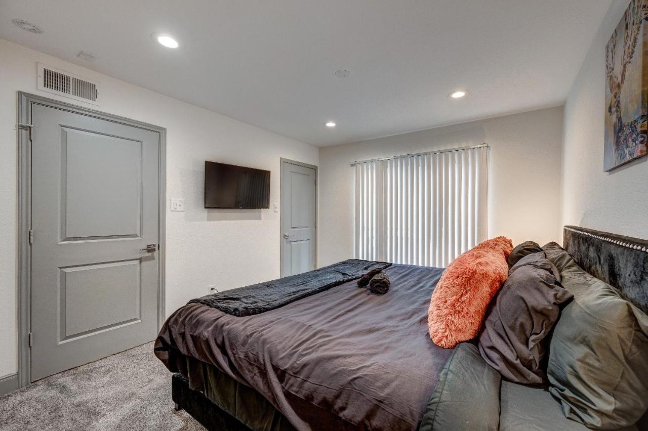Trendy Midtown Apt, Walk To Shops & Sites, Pets Ok Houston Luaran gambar