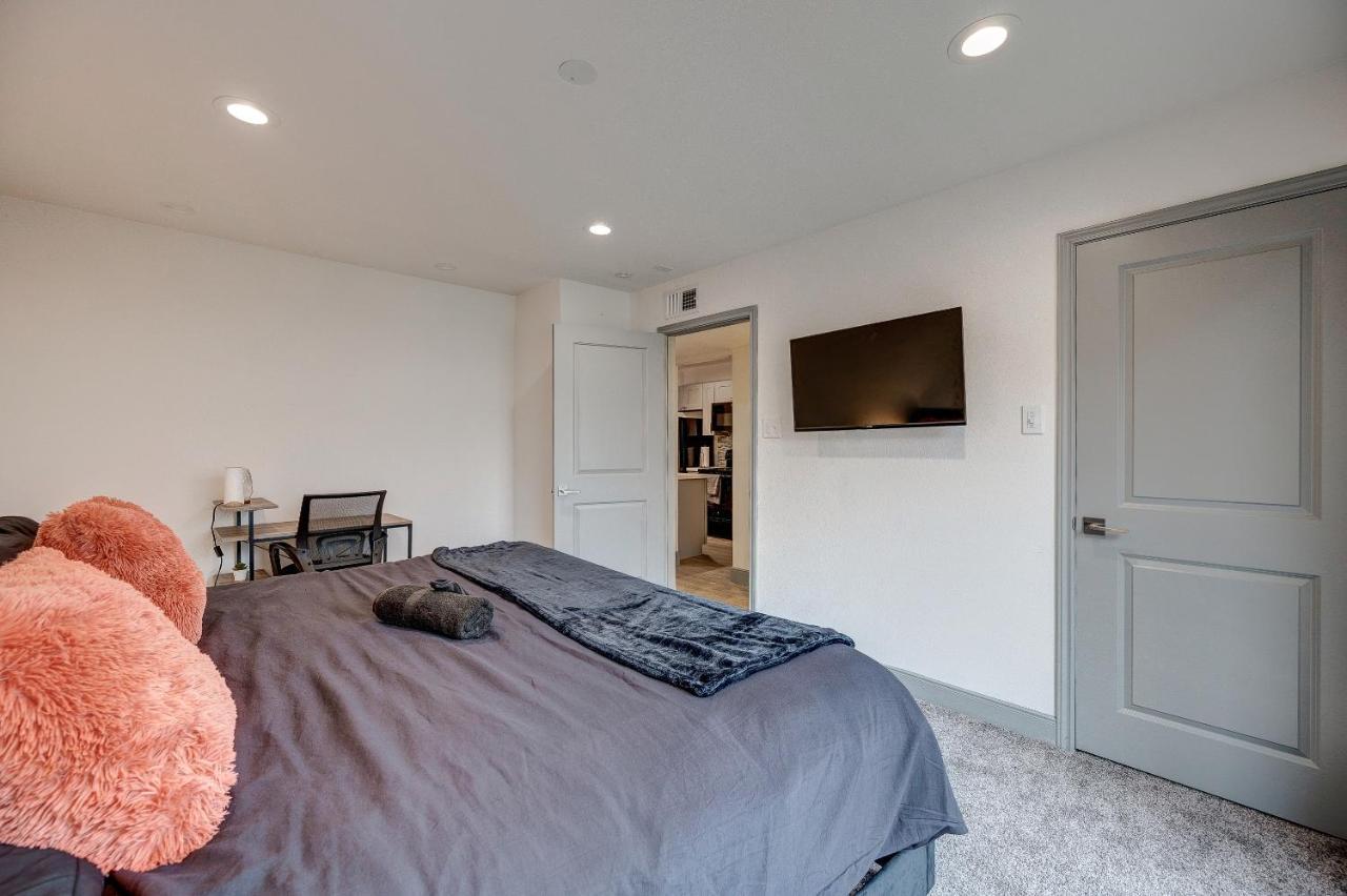 Trendy Midtown Apt, Walk To Shops & Sites, Pets Ok Houston Luaran gambar